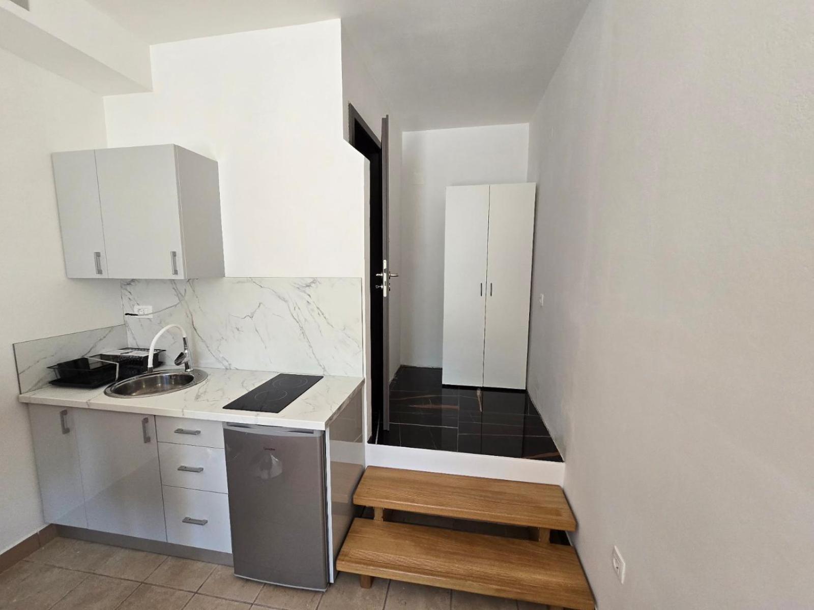 Apartments Knezevic Jadranovo Pokój zdjęcie